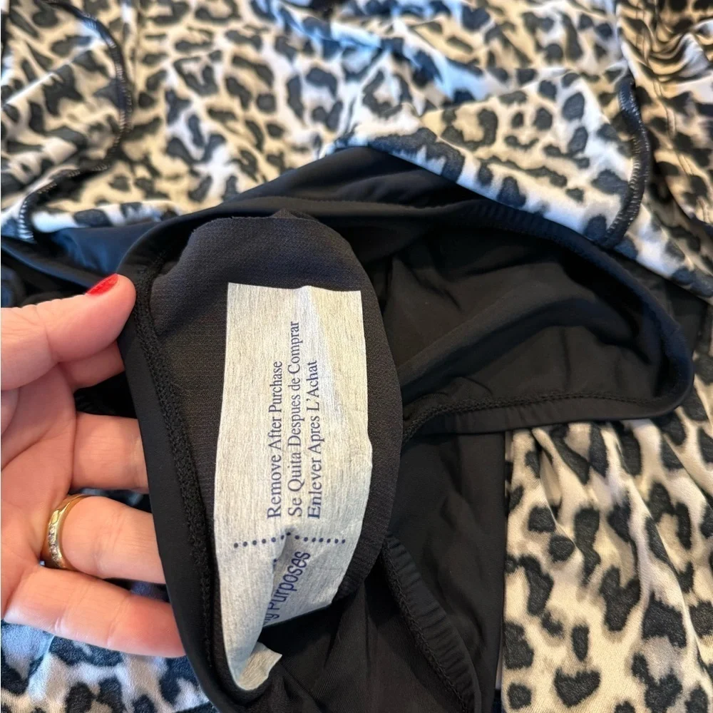 Swim Solutions Bust Support Waist
Minimizer Bra Sized Swim One Piece NEW 16 - Picture 4 of 15